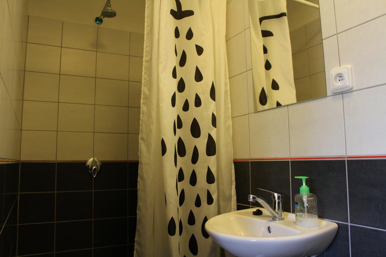Penzion Bulhary S Vinnym Sklepem Exterior foto